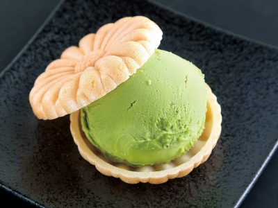 KOBE BEEF FACTORY 京都河原町ガーデン店神戸ビーフアイスもなか